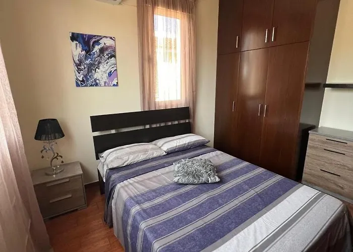 Daffodil In Pernera Ferienhaus