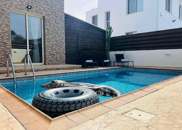 Ferienhaus Daffodil In Pernera